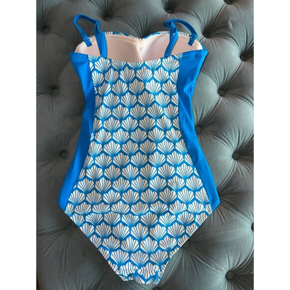 Boden Sky Shell Amalfi Bandeau One-Piece Swimsuit
Size: US 6 Women’s - Picture 3 of 7